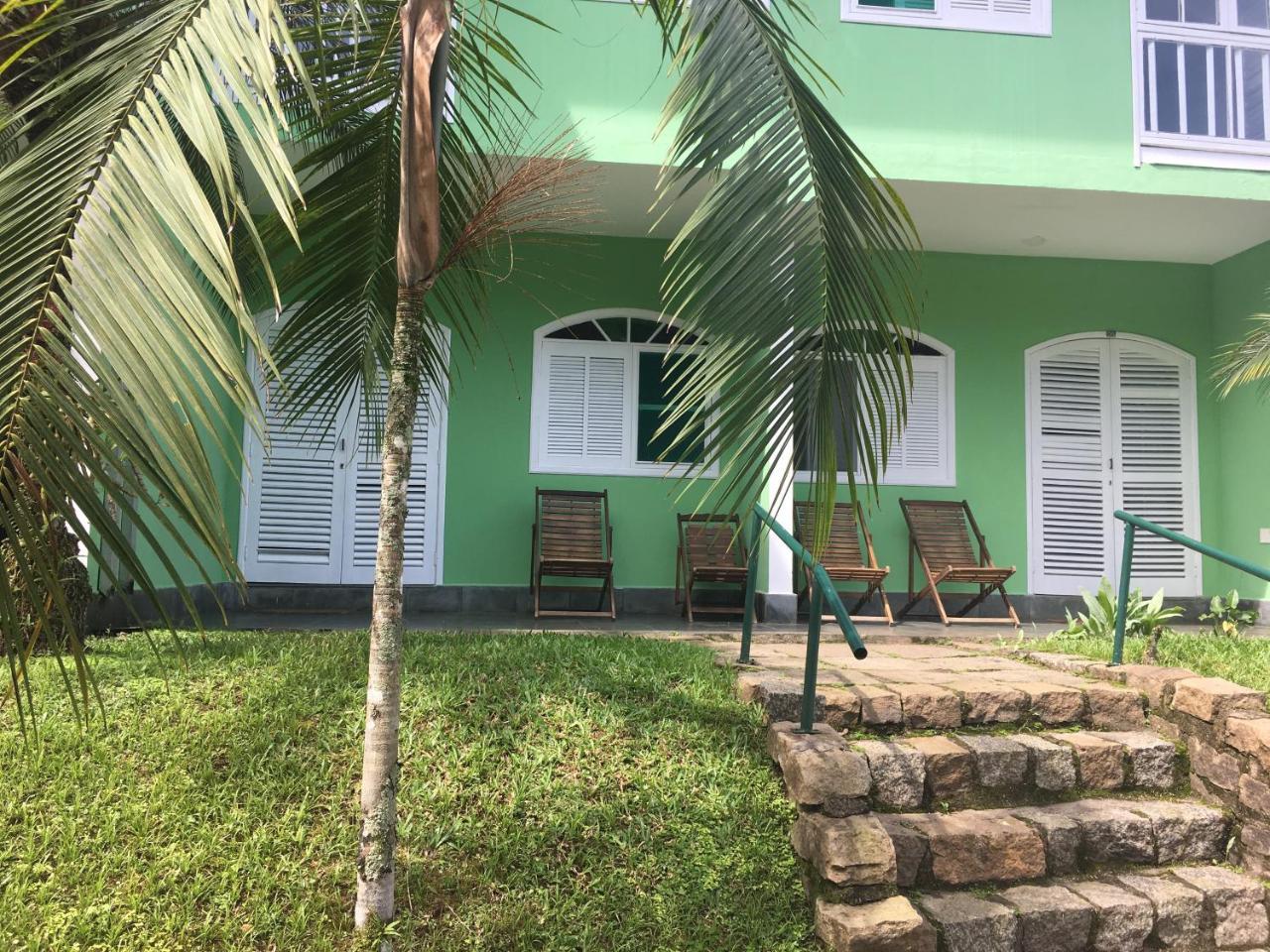 Family Room Terrace,738911671:JPEG